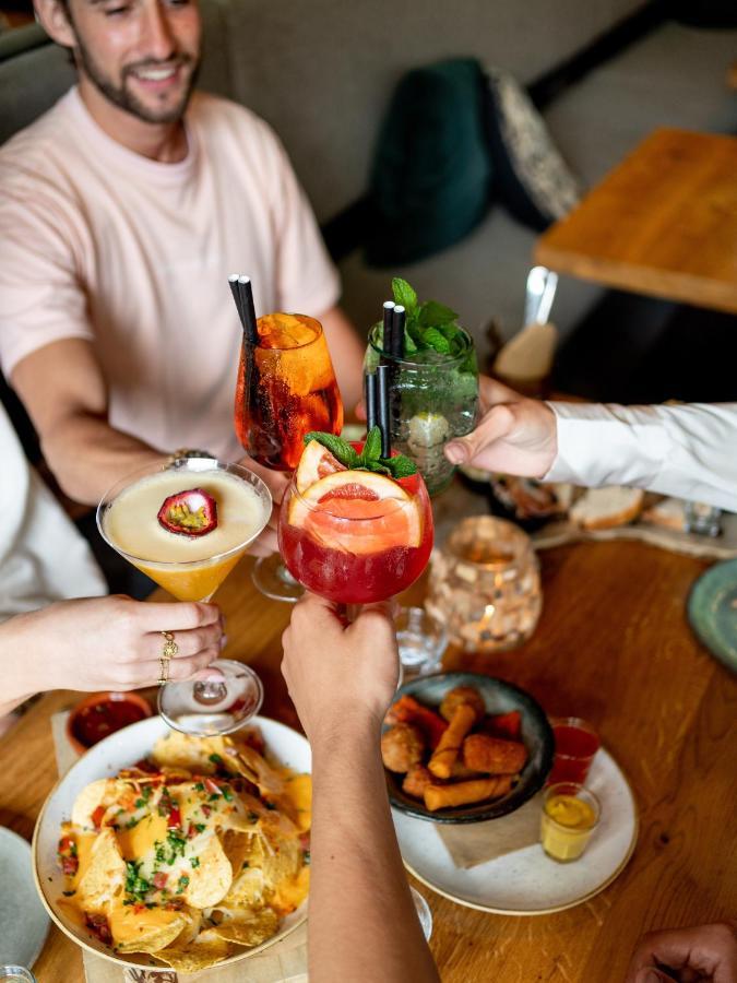 Wolf Kitchen & Bar Hotel